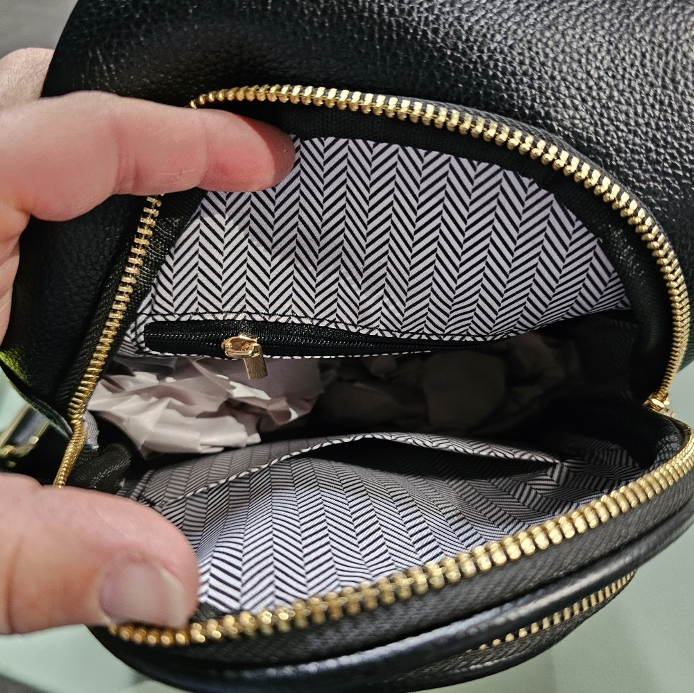 Bag - Picture 3 of 7